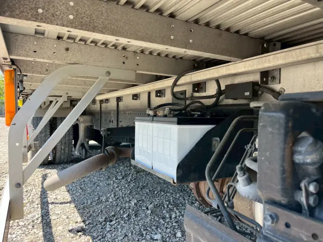 いすゞ フォワード PDG-FRR34T2(2WD)の写真24