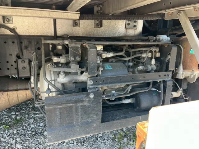 いすゞ フォワード PDG-FRR34T2(2WD)の写真25