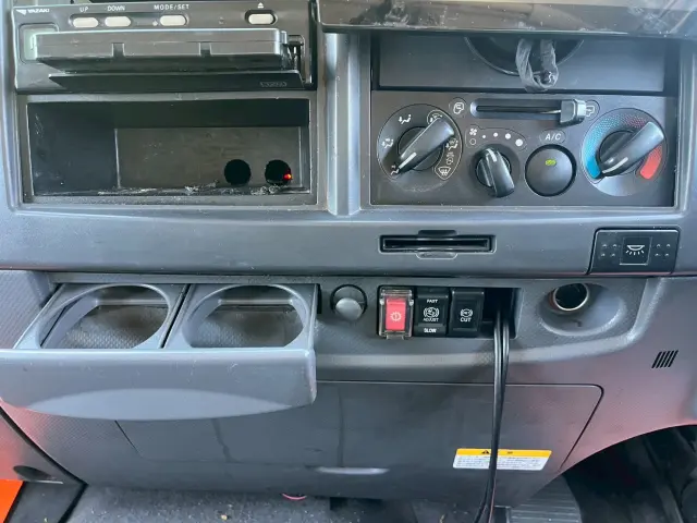 いすゞ フォワード PDG-FRR34T2(2WD)の写真41