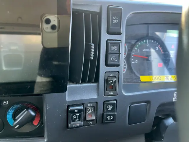 いすゞ フォワード PDG-FRR34T2(2WD)の写真42