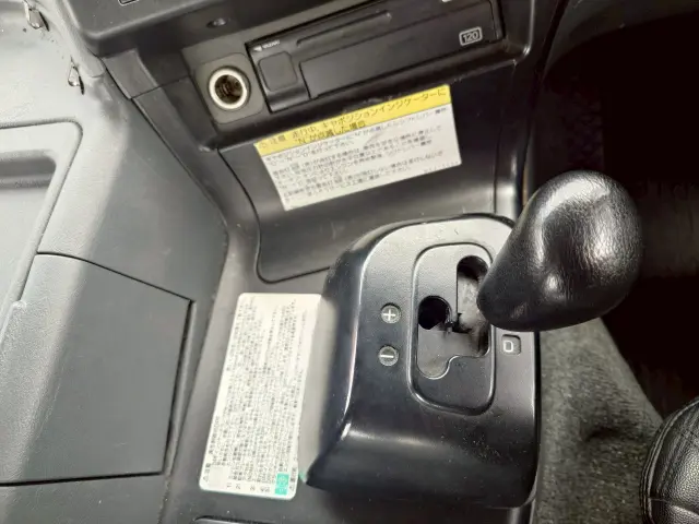 三菱 スーパーグレート QPG-FP64VDR(2WD)の写真28