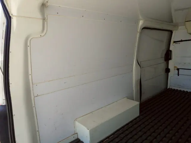 日産 キャラバン LDF-VW2E26(2WD)の写真13