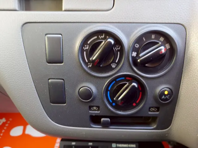 日産 キャラバン LDF-VW2E26(2WD)の写真43