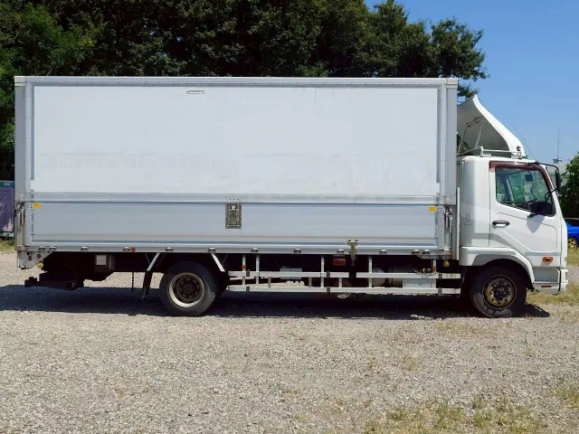 三菱 ファイター TKG-FK72FY(2WD)の写真9