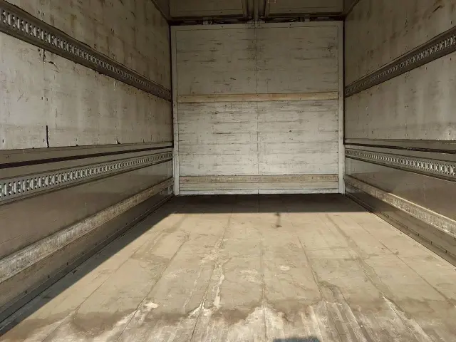 三菱 ファイター TKG-FK72FY(2WD)の写真15