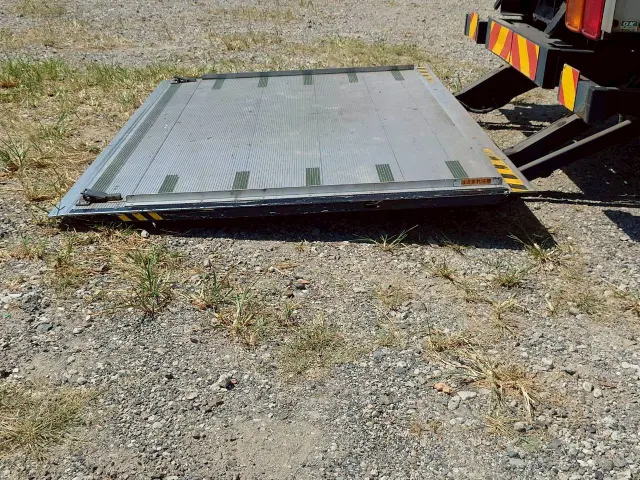 三菱 ファイター TKG-FK72FY(2WD)の写真23