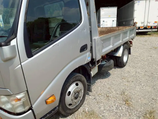 日野 デュトロ TKG-XZU620T(2WD)の写真25