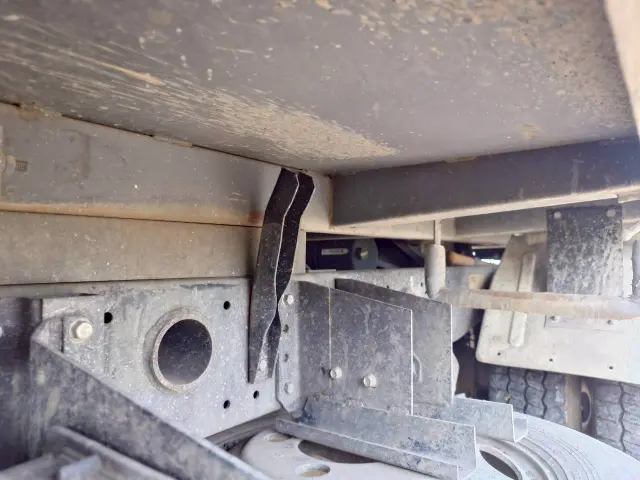 三菱 キャンター TKG-FBA60(2WD)の写真24