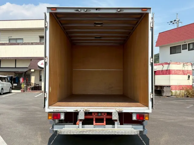 いすゞ エルフ PB-NPR81AN(2WD)の写真9