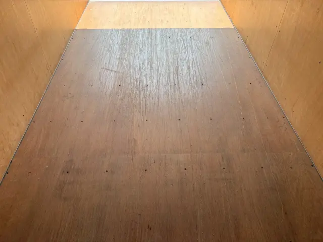 いすゞ エルフ PB-NPR81AN(2WD)の写真11