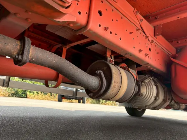 いすゞ エルフ PB-NPR81AN(2WD)の写真33