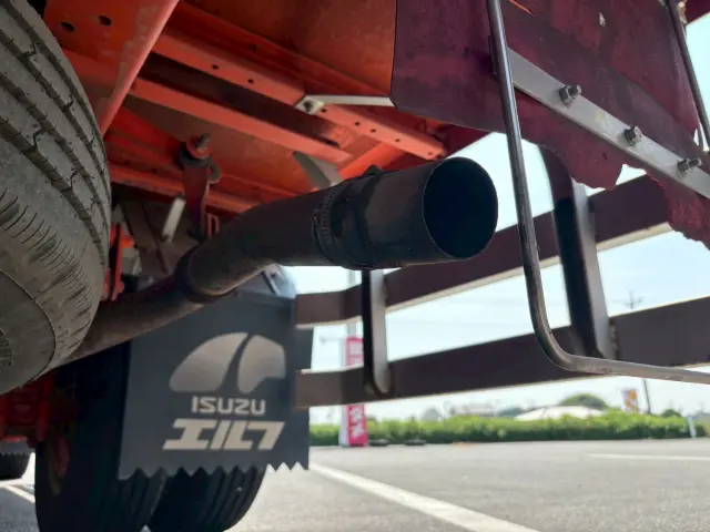 いすゞ エルフ PB-NPR81AN(2WD)の写真34