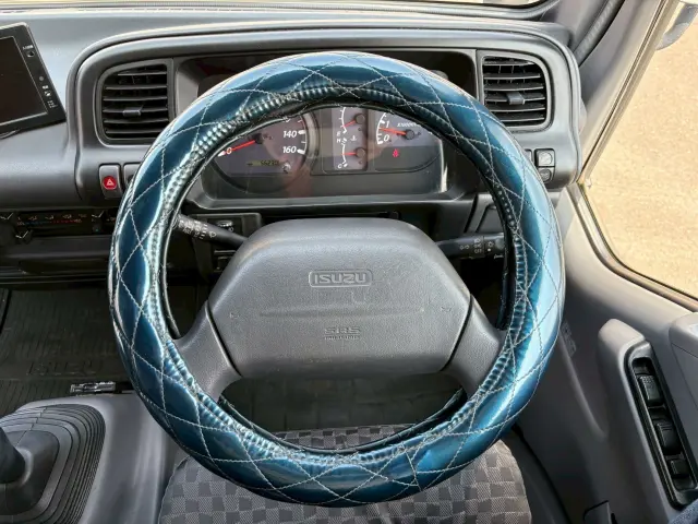 いすゞ エルフ PB-NPR81AN(2WD)の写真38