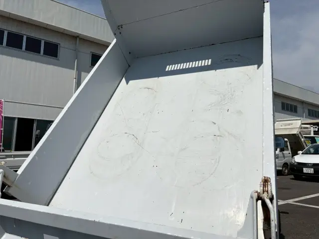 スバル サンバー トラック EBD-TT2(4WD)の写真16