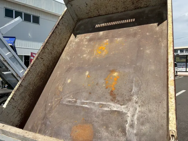 ダイハツ ハイゼットトラック EBD-S211P(4WD)の写真13