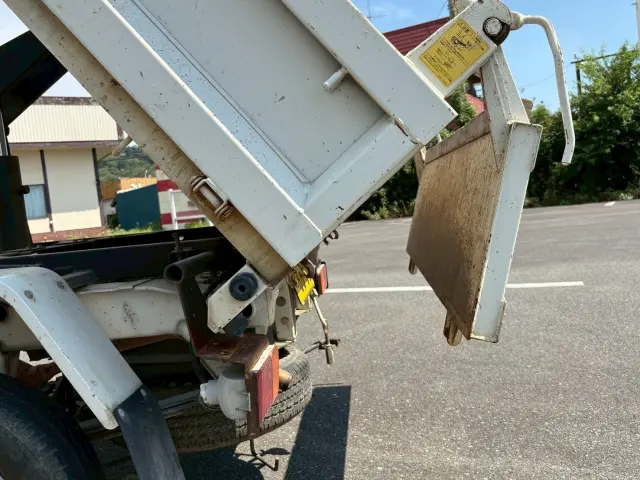 ダイハツ ハイゼットトラック EBD-S211P(4WD)の写真15