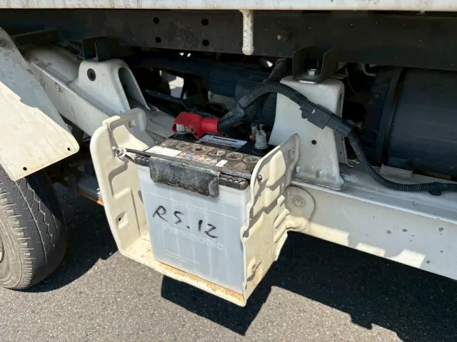 ダイハツ ハイゼットトラック EBD-S211P(4WD)の写真29