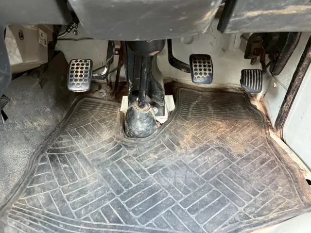 ダイハツ ハイゼットトラック EBD-S211P(4WD)の写真43