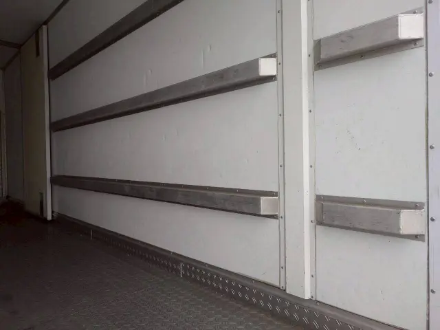 三菱 キャンター TPG-FEB80(2WD)の写真18