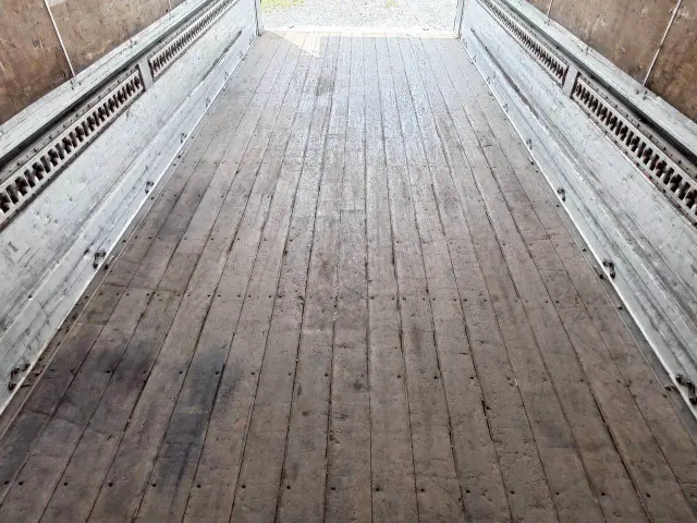 三菱 ファイター PDG-FK61F(2WD)の写真16