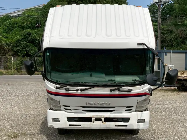 いすゞ フォワード TKG-FRR90T2(2WD)の写真4