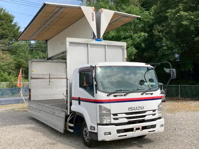 いすゞ フォワード TKG-FRR90T2(2WD)の写真5