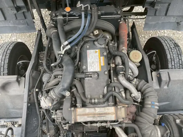 いすゞ フォワード TKG-FRR90T2(2WD)の写真25