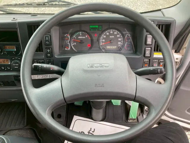 いすゞ フォワード TKG-FRR90T2(2WD)の写真33