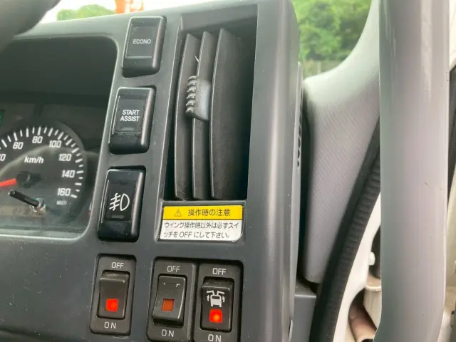 いすゞ フォワード TKG-FRR90T2(2WD)の写真42