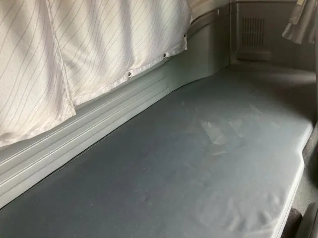 いすゞ フォワード TKG-FRR90T2(2WD)の写真43