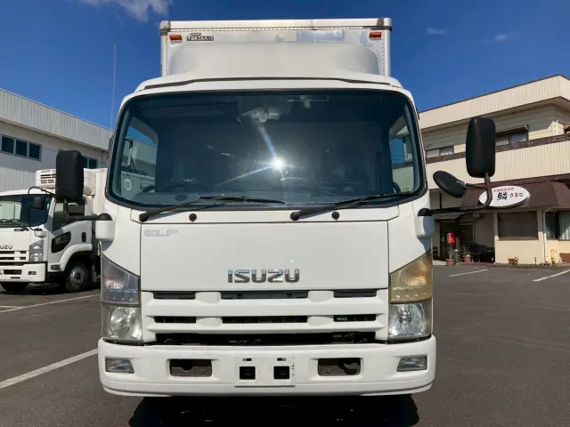 いすゞ エルフ BKG-NPR85AN(2WD)の写真3
