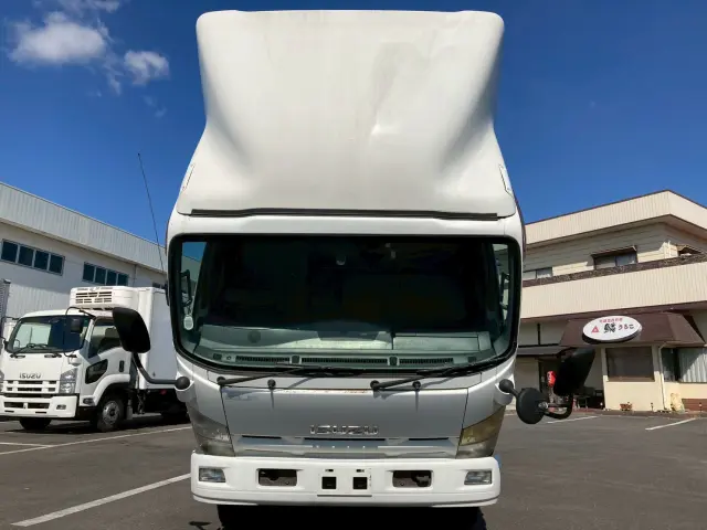 いすゞ エルフ BKG-NPR85AN(2WD)の写真4