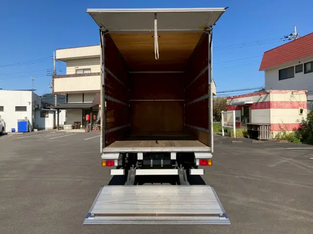 いすゞ エルフ BKG-NPR85AN(2WD)の写真11