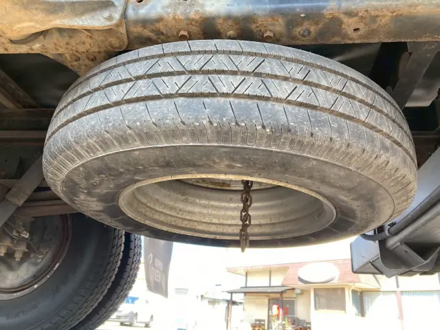 いすゞ エルフ BKG-NPR85AN(2WD)の写真22