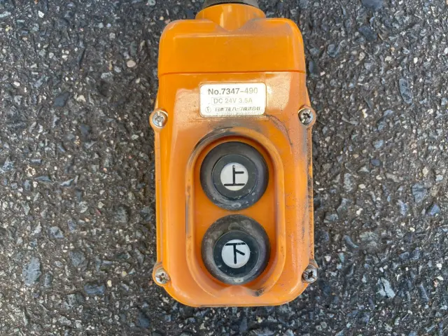 いすゞ エルフ BKG-NPR85AN(2WD)の写真24