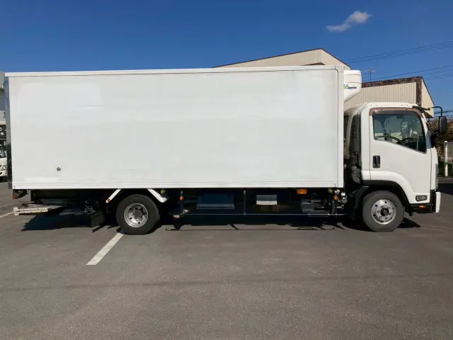 いすゞ フォワード TKG-FRR90S2(2WD)の写真7
