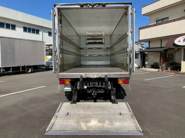 いすゞ フォワード TKG-FRR90S2(2WD)の写真13