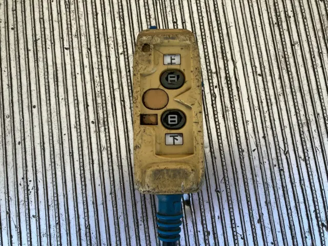 いすゞ フォワード TKG-FRR90S2(2WD)の写真20