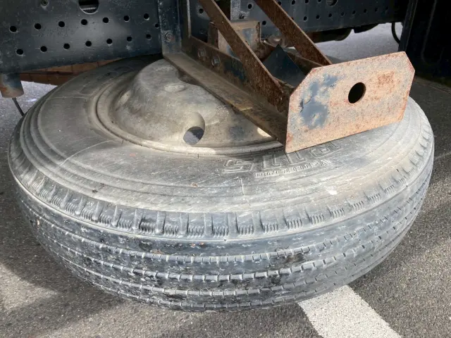 いすゞ フォワード TKG-FRR90T2(2WD)の写真25