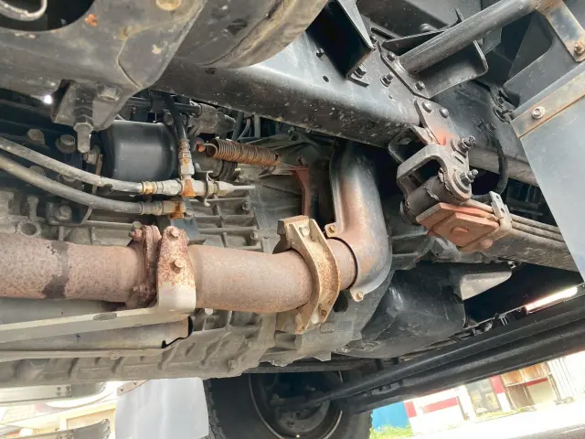 いすゞ フォワード TKG-FRR90T2(2WD)の写真31