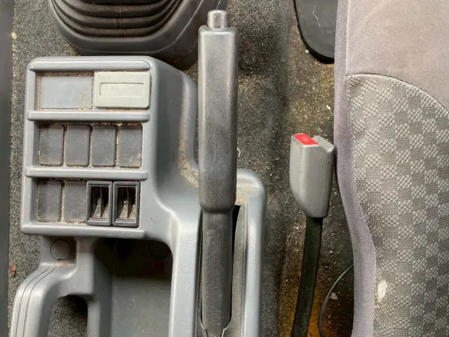 いすゞ フォワード TKG-FRR90T2(2WD)の写真40