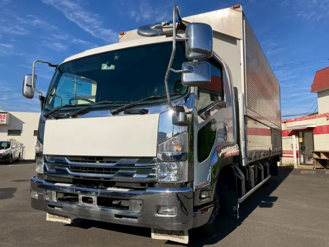 いすゞ フォワード TKG-FRR90T2(2WD)の写真2