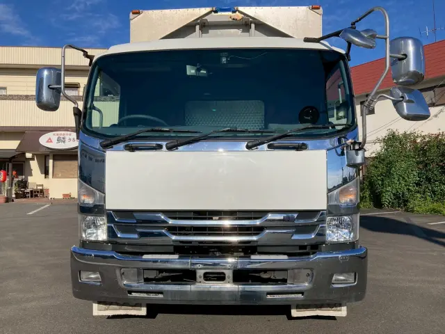 いすゞ フォワード TKG-FRR90T2(2WD)の写真3