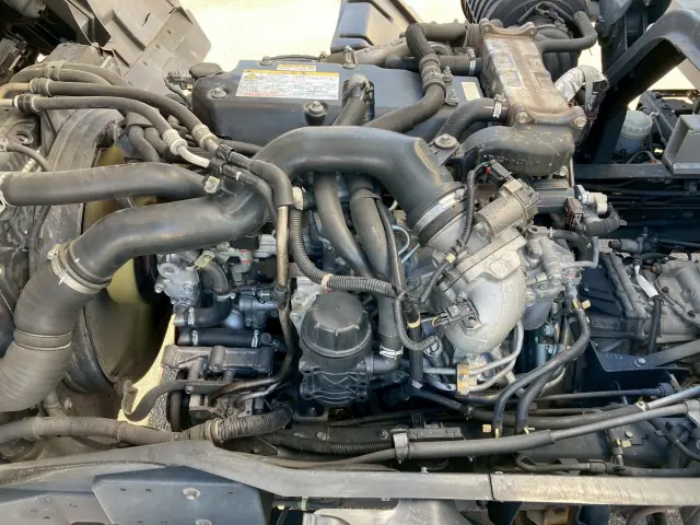 いすゞ フォワード TKG-FRR90T2(2WD)の写真25