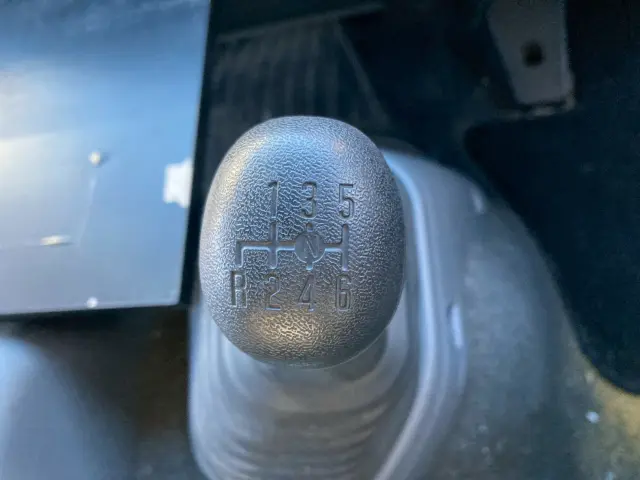 いすゞ フォワード TKG-FRR90T2(2WD)の写真41