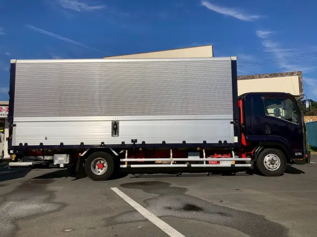 いすゞ フォワード TKG-FRR90S2(2WD)の写真10