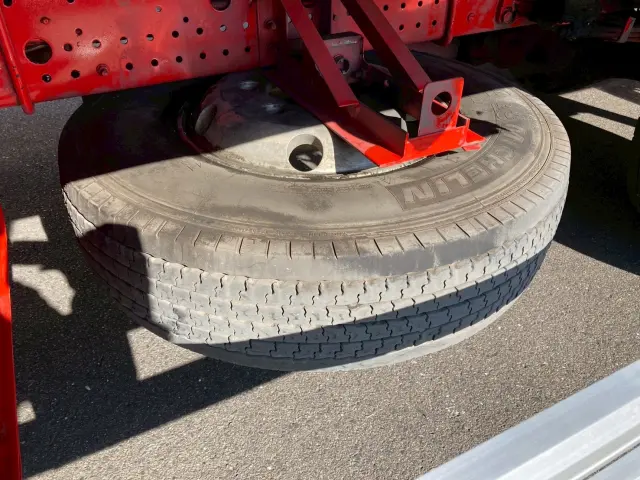 いすゞ フォワード TKG-FRR90S2(2WD)の写真25