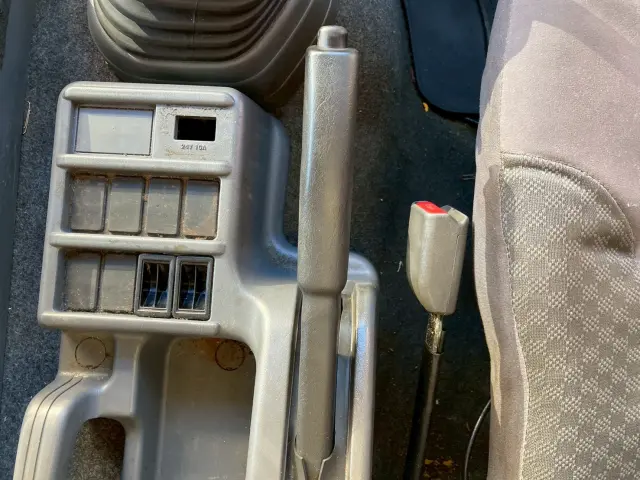 いすゞ フォワード TKG-FRR90S2(2WD)の写真40