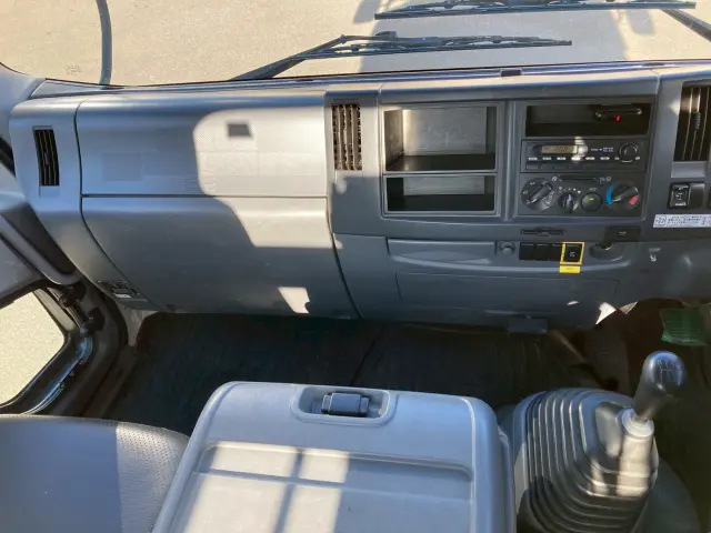 いすゞ フォワード TKG-FRR90S1(2WD)の写真47