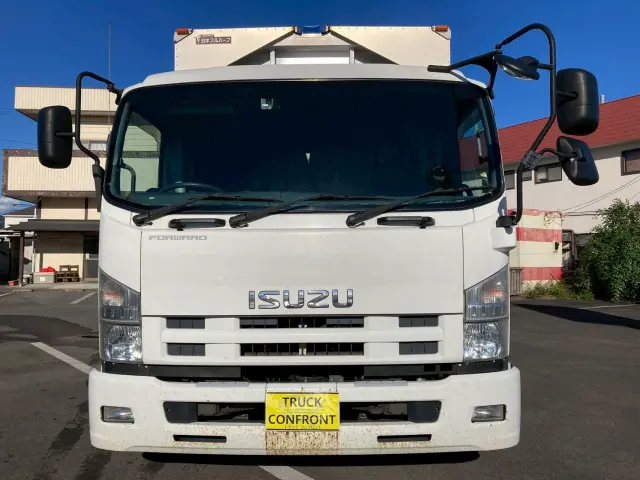 いすゞ フォワード TKG-FRR90T2(2WD)の写真4